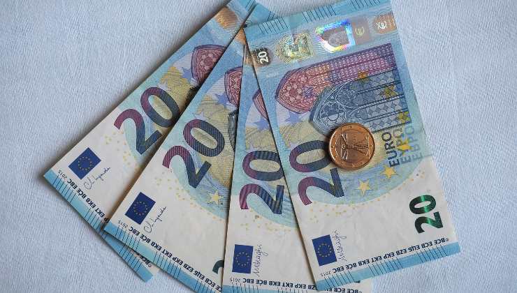 banconota da 20 euro ricchezza