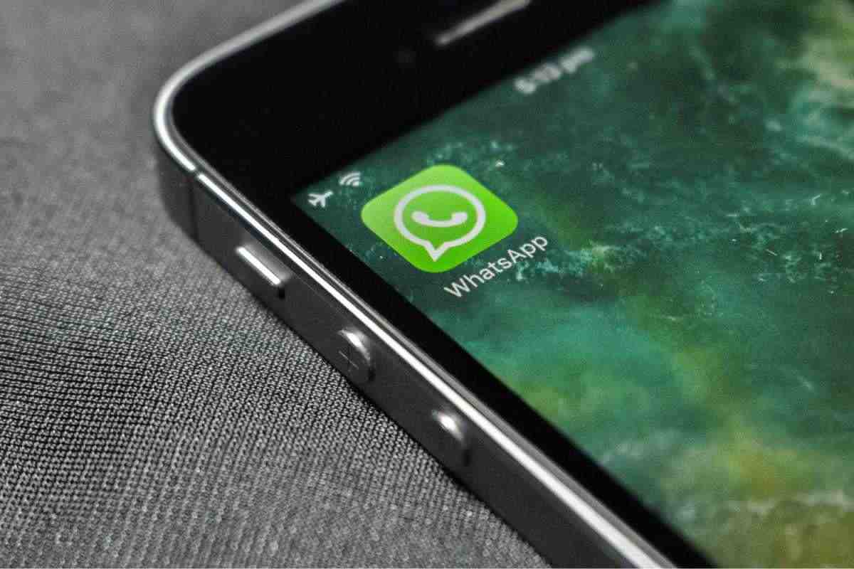 WhatsApp, brutte notizie per gli utenti