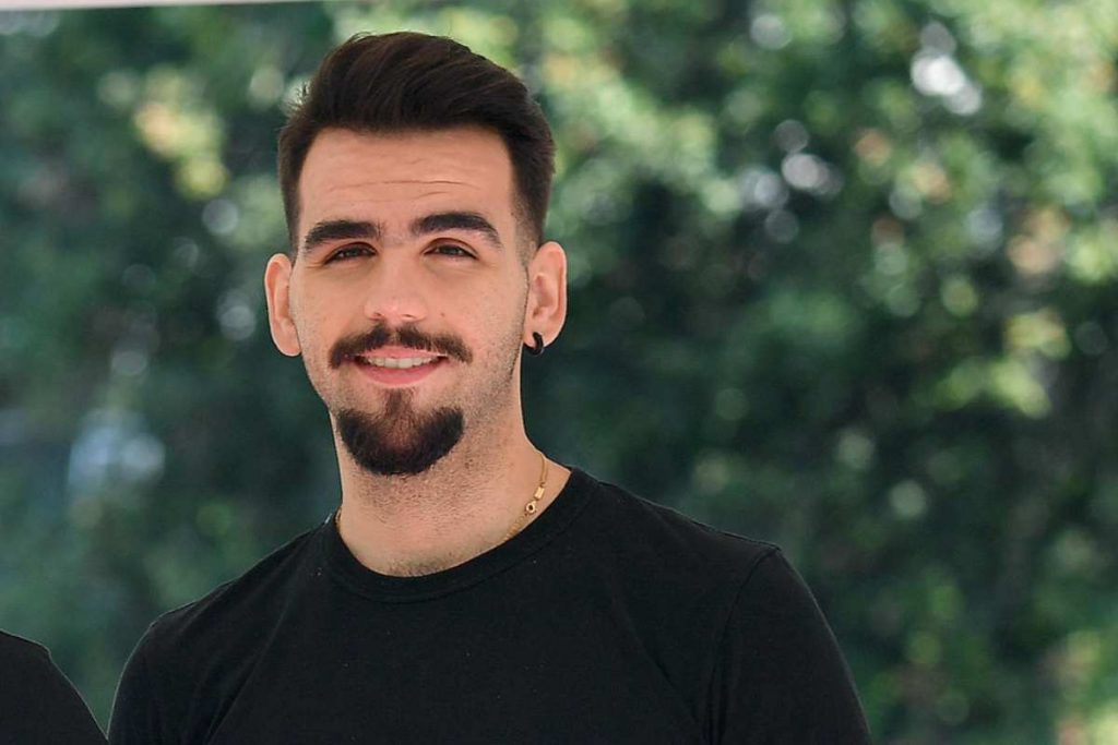 Ignazio Boschetto, La Rara Malattia Che Lo Costringe A Vivere Senza Un ...