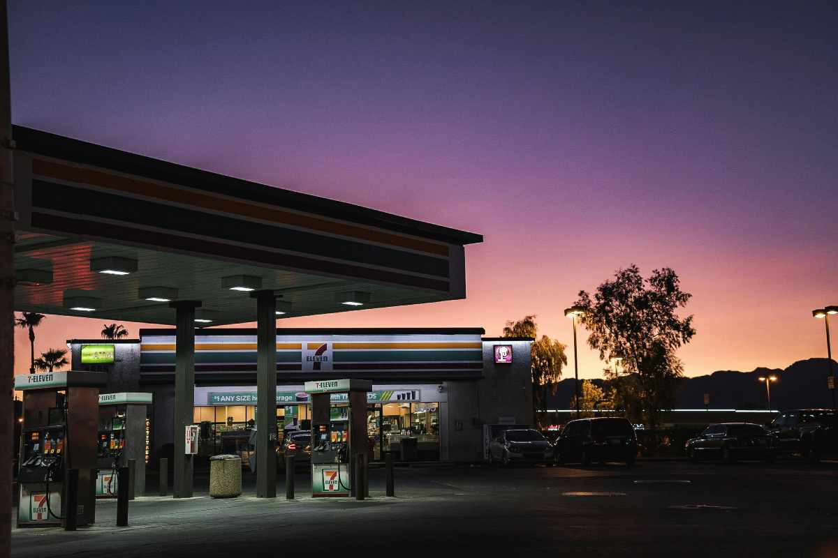 Perché alcuni distributori di benzina dovrebbero essere evitati?