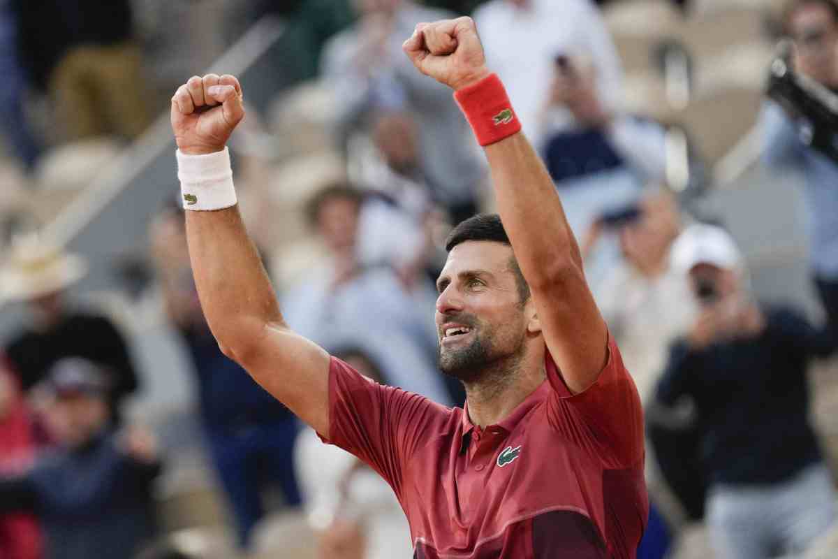 in pochi meglio di Sinner, ma domina Djokovic