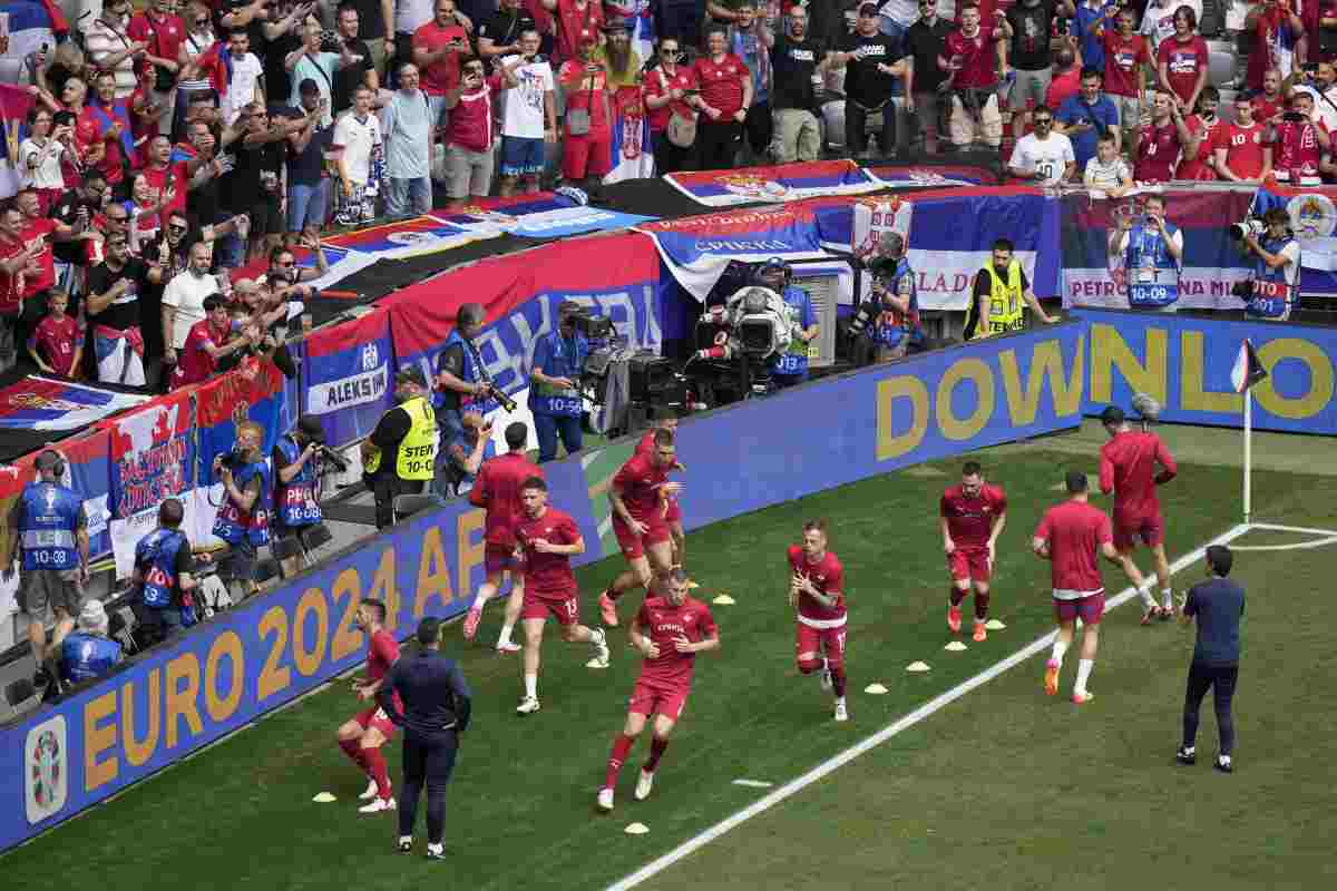 La Serbia abbandona Euro 2024